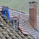 Solliciter un démoussage de toiture pour en préserver l’état